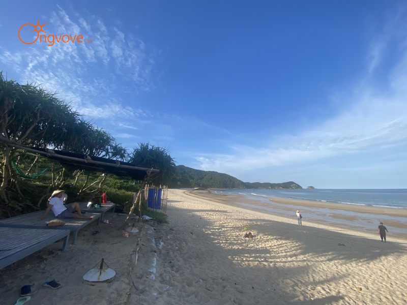 Các Dịch Vụ Lưu Trú Tại Bãi tắm Ba Châu Quảng Ninh