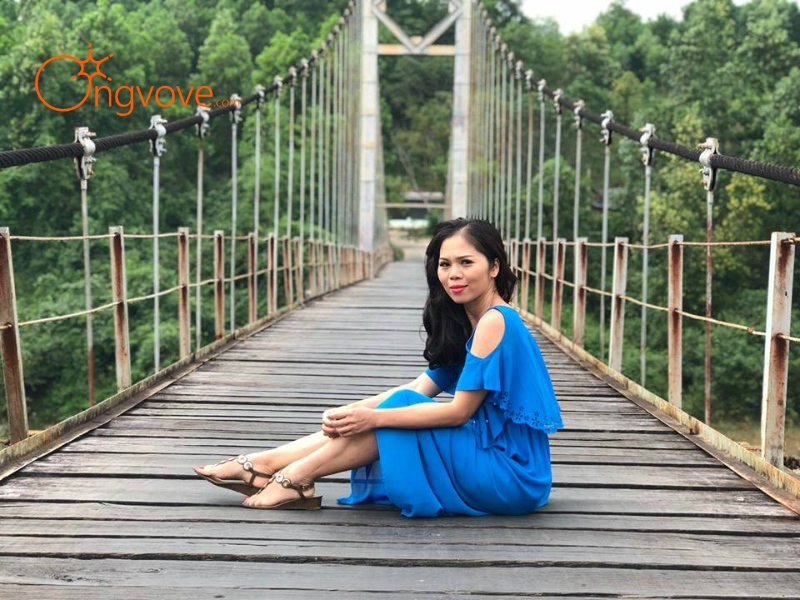 Cảnh quan thiên nhiên quanh Cầu treo Pắc Phe