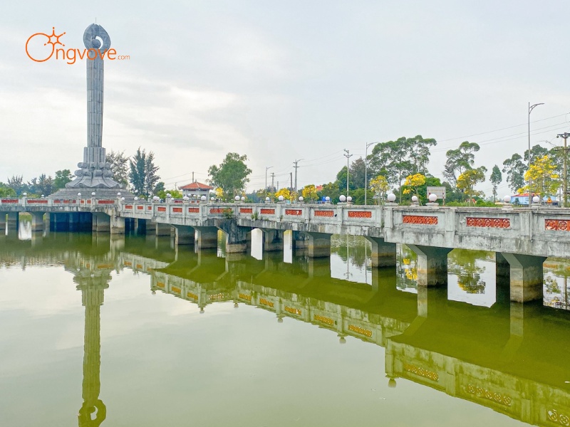 Giới Thiệu Biểu tượng du lịch Trà Cổ - Bình Ngọc Quảng Ninh