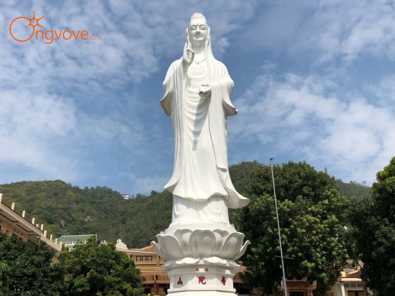 Kiến Trúc Phật Giáo Miền Nam Tại Phổ Đà Sơn Quan Âm Bồ Tát Tự