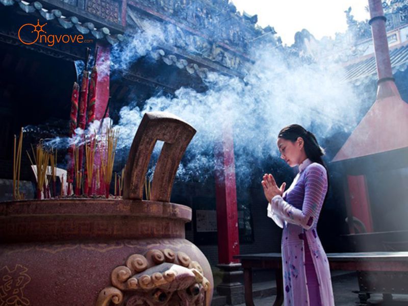 Kinh Nghiệm Đi Chùa Lôi Âm Thượng Quảng Ninh 