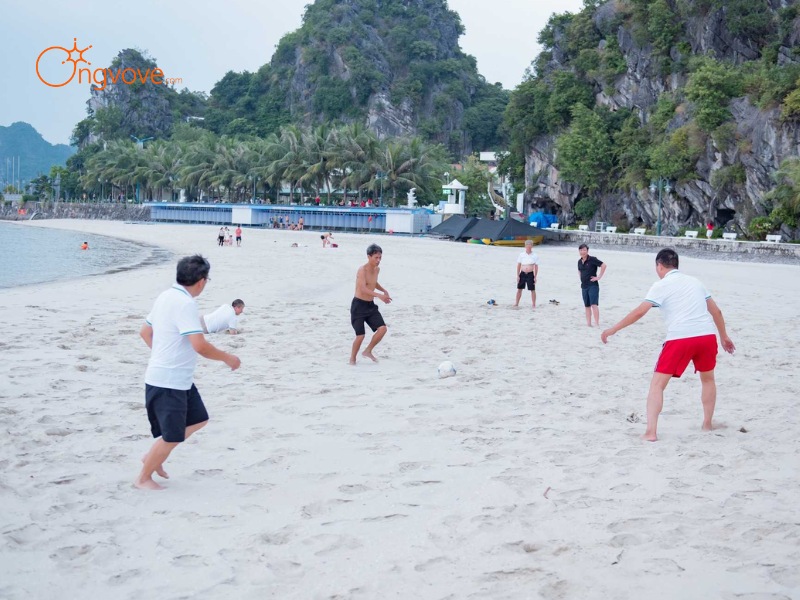 Kinh Tế Bãi tắm Lương Ngọc TP. Cẩm Phả Quảng Ninh
