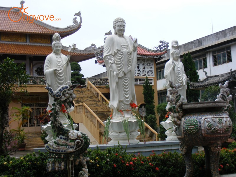 Một số lưu ý khi đến chùa thiên long Phú Thọ tự túc
