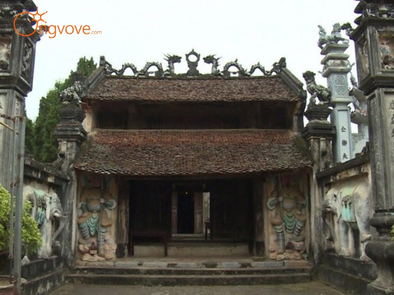 Lịch Sử Đền Lăng Sương Phú Thọ 