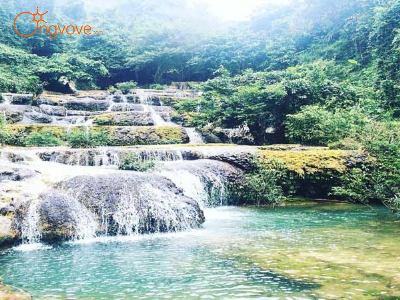 ONG VÒ VẼ TRAVEL CUNG CẤP THÔNG TIN TOUR DU LỊCH TẠI THÁC MÂY PHÚ THỌ TỰ TÚC