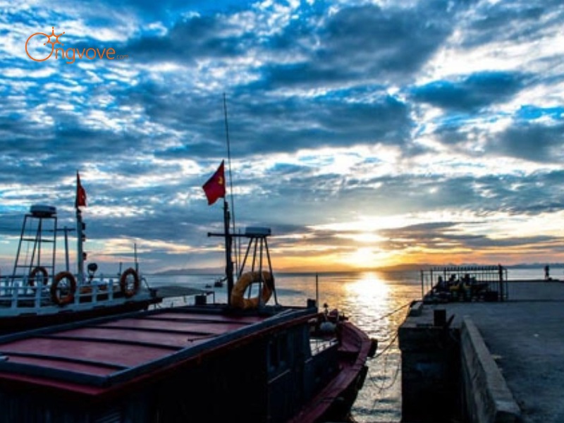 Phương Tiện Di Chuyển Bãi tắm Cô Tô Con Quảng Ninh