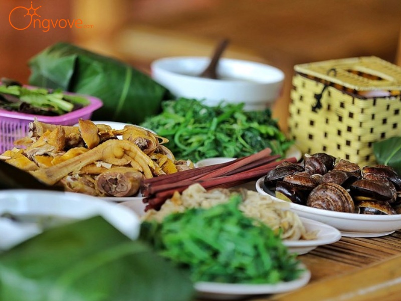 Ẩm Thực Nhà Máy Thủy Điện Hòa Bình Tự Túc