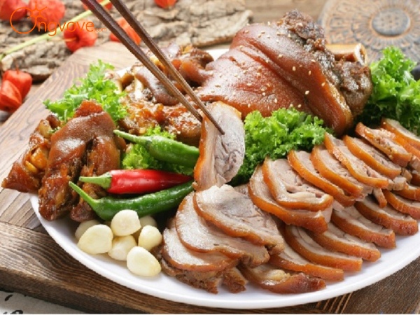 Ẩm Thực Khu Du Lịch Thung Nai Hòa Bình: Hương Vị Núi Rừng