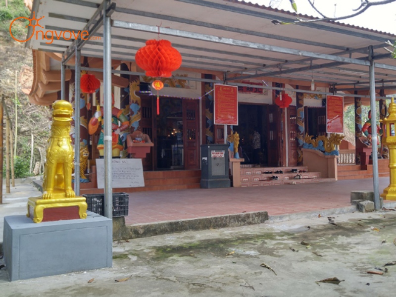 Ẩm thực và đặc sản bản địa khi tham quan Đền Pác Tạ Tuyên Quang tự túc