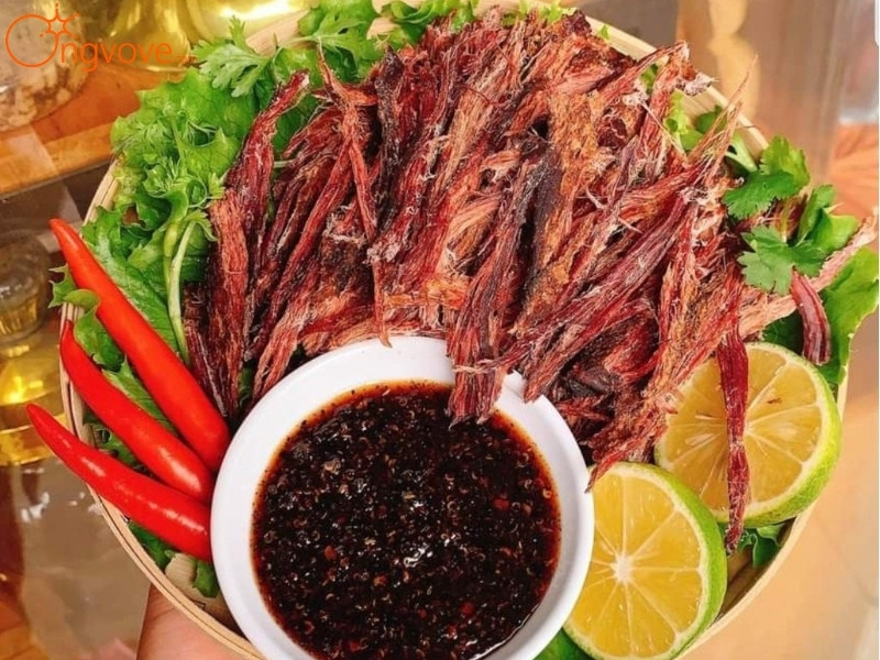 Ẩm Thực Đỉnh Pu Si Lung Lai Châu tự túc