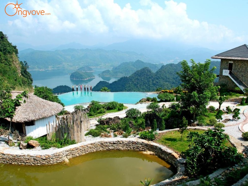 Các Dịch Vụ Lưu Trú Ba Khan Hòa Bình: Homestay, Nhà Nghỉ và Resort