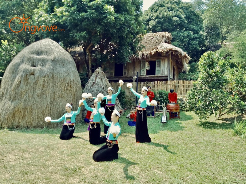 Cách đến bảo tàng không gian văn hóa Mường