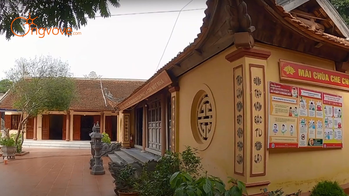 Chùa Hắc Y Yên Bái tự túc
