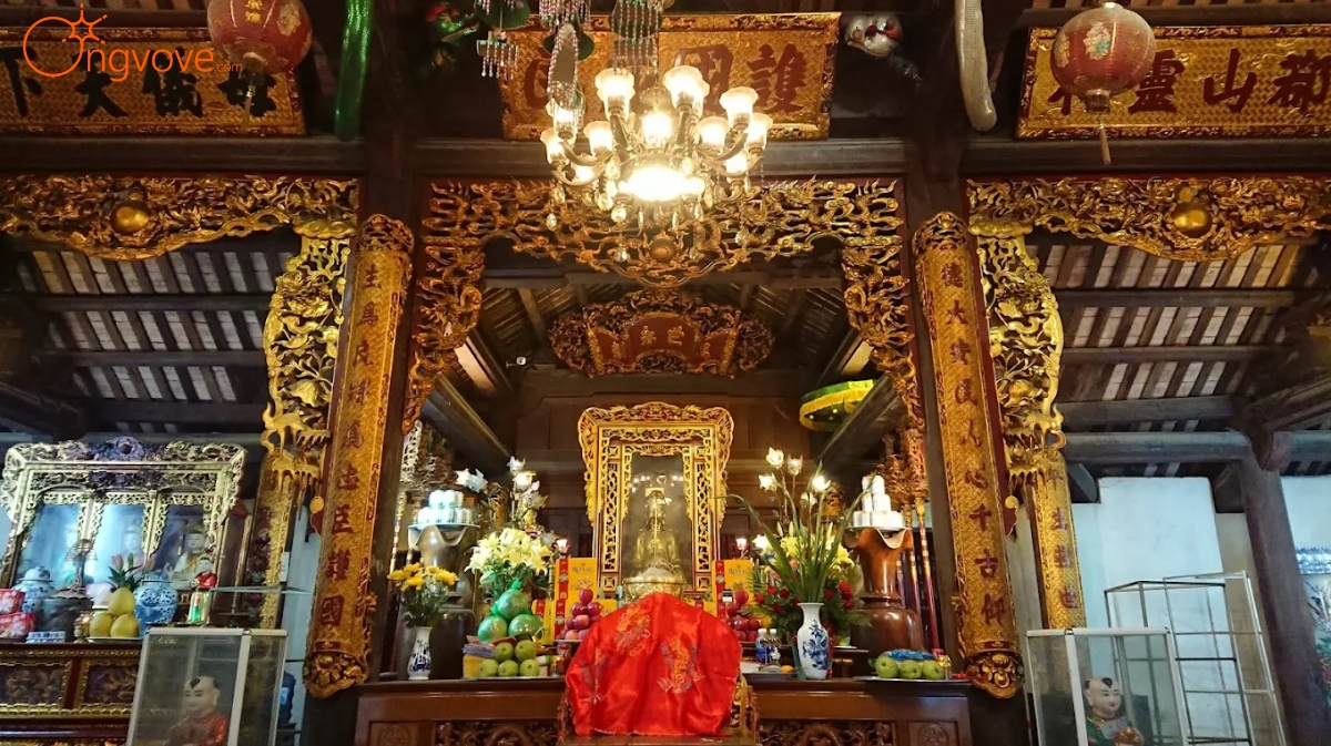 Đền Nhược Sơn Yên Bái tự túc