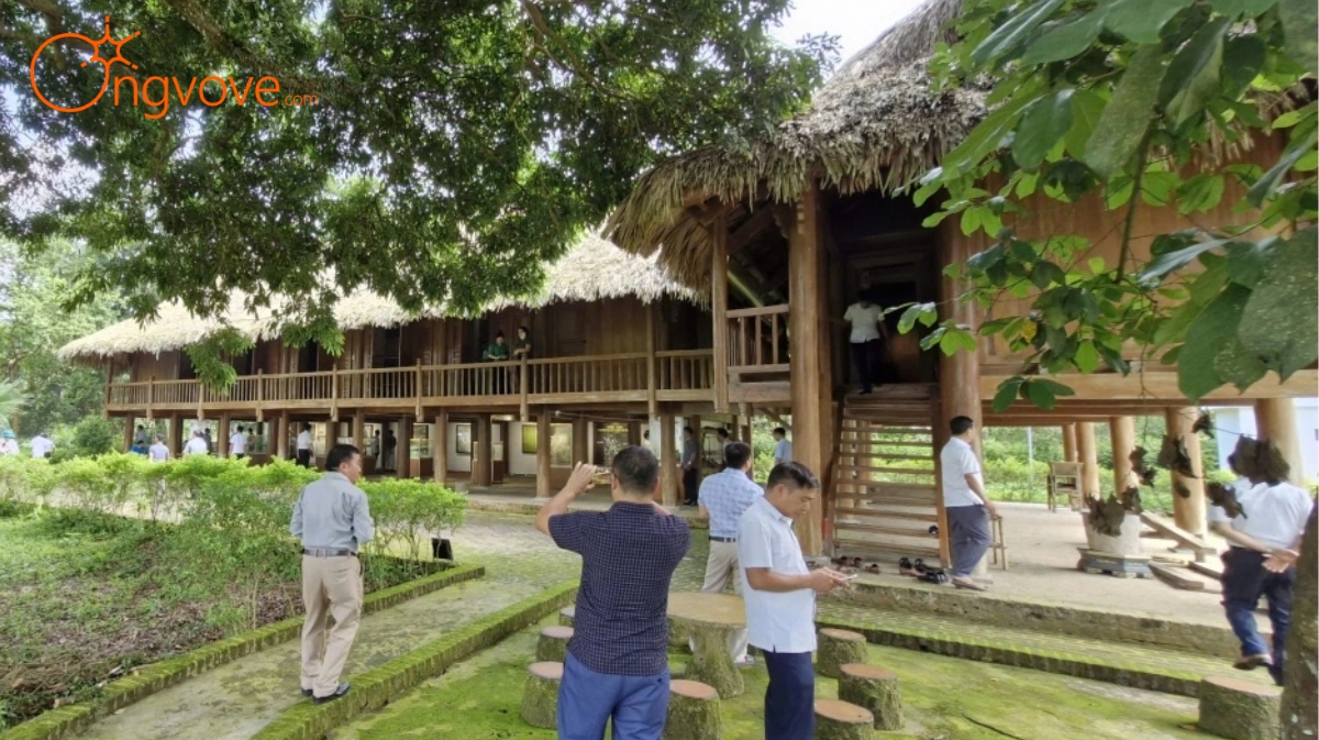 Di tích Chiến Khu Vần Yên Bái tự túc