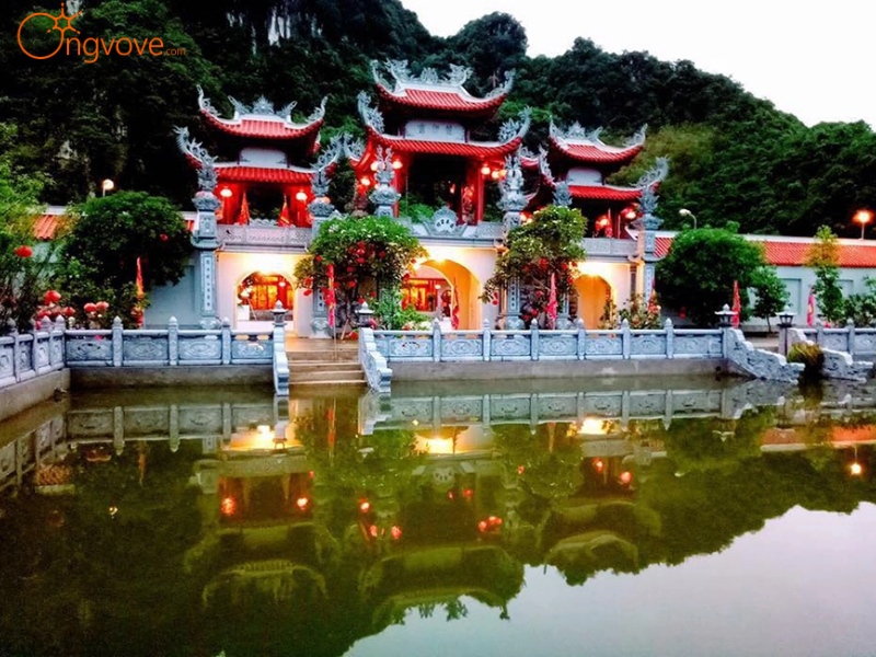 Hướng dẫn di chuyển đến Đền Bồng Lai Hòa Bình tự túc