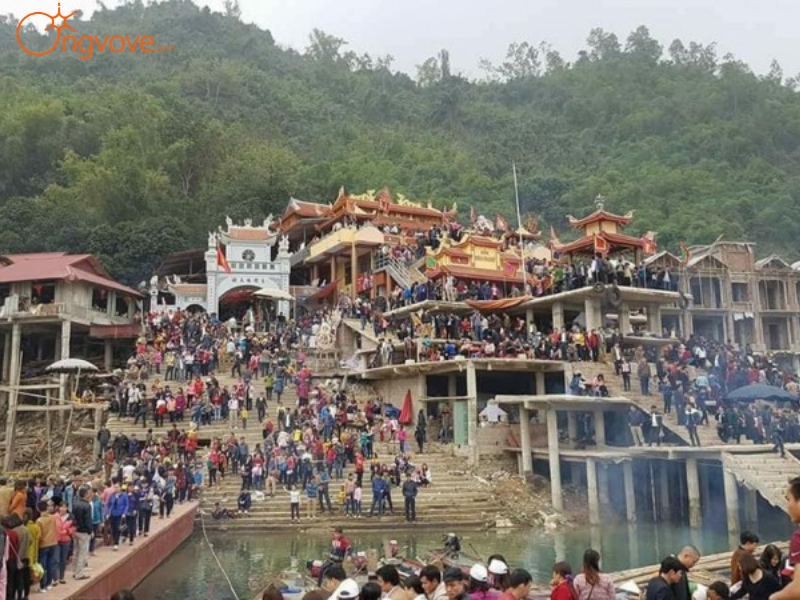 Kinh nghiệm tham quan đền bà Chúa Thác Bờ bạn nên biết