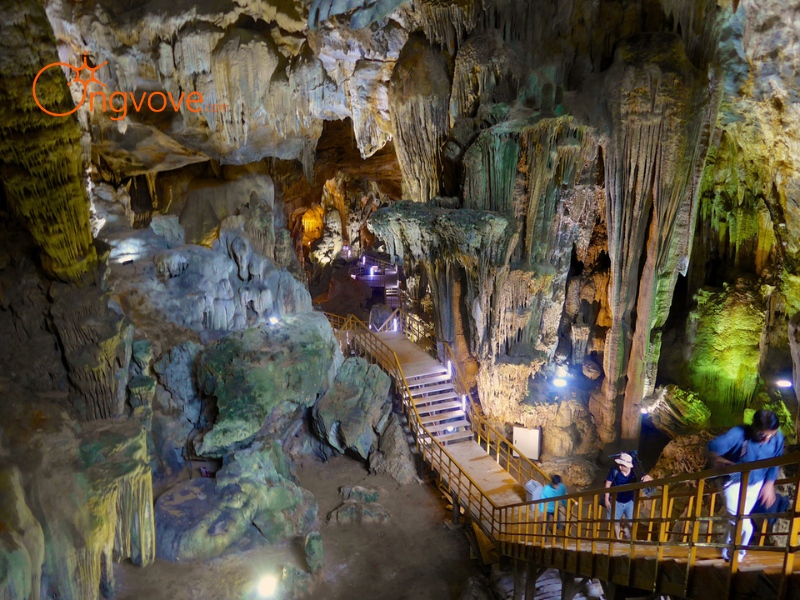 Sử dụng dịch vụ du lịch “Động Tiên Tuyên Quang tự túc” tại nền tảng Ong Vò Vẽ Travel