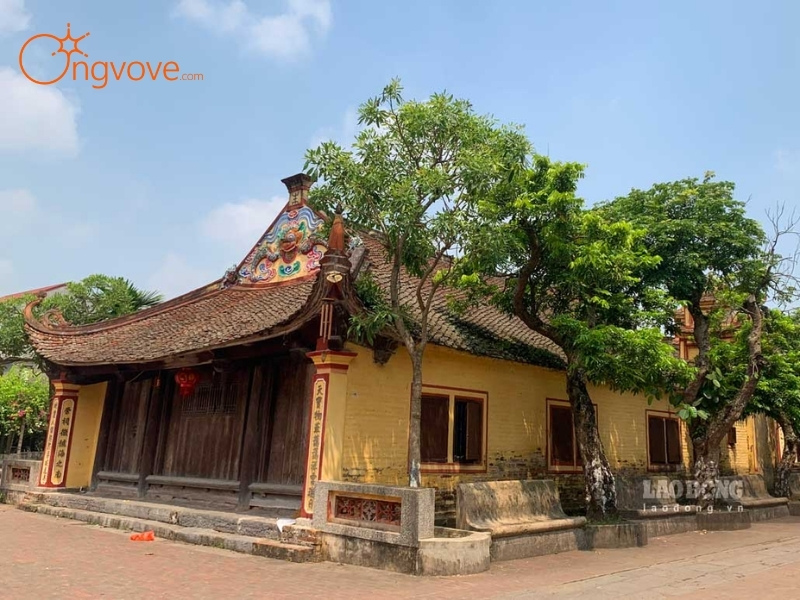 Thăm quan nét đẹp kiến trúc tại Chùa Cự Trữ
