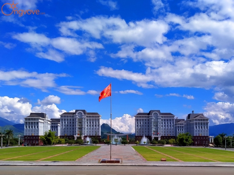 Thời Tiết Quảng Trường Lai Châu: Bốn Mùa Thay Đổi