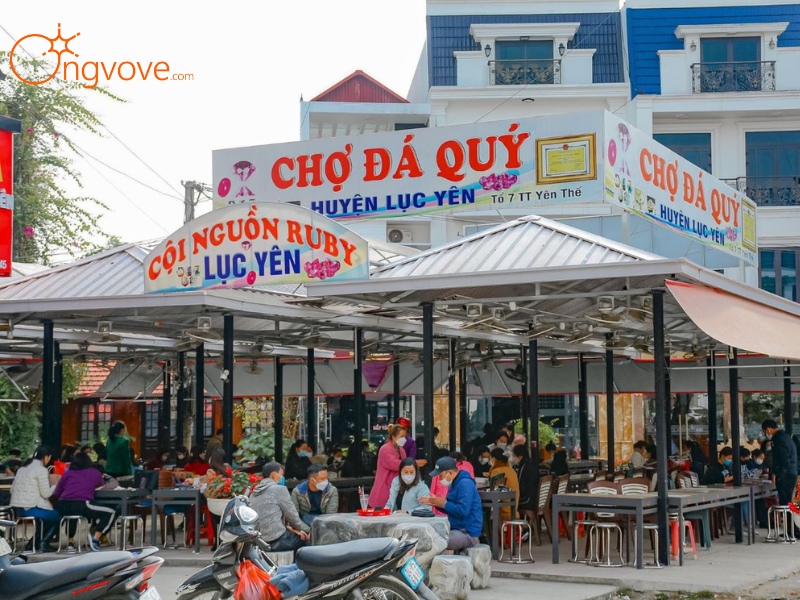Giới Thiệu Về Chợ Đá Quý Lục Yên