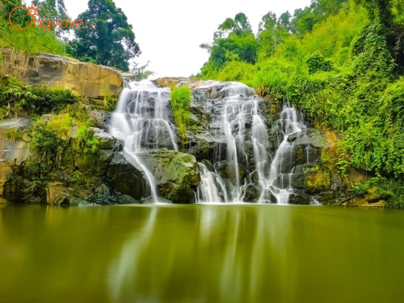 Vẻ đẹp bình yên của Thác Ô Đồ Yên Bái