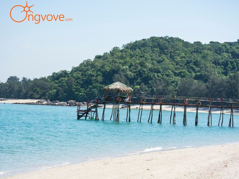 Kinh Nghiệm Di Chuyển Và Khám Phá Bãi tắm Cô Tô Con Quảng Ninh
