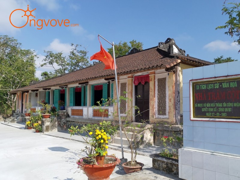 Ong Vò Vẽ Travel - Đơn vị chuyên cung cấp chuyến đi Nhà Trăm Cột Long An tự túc cho bạn