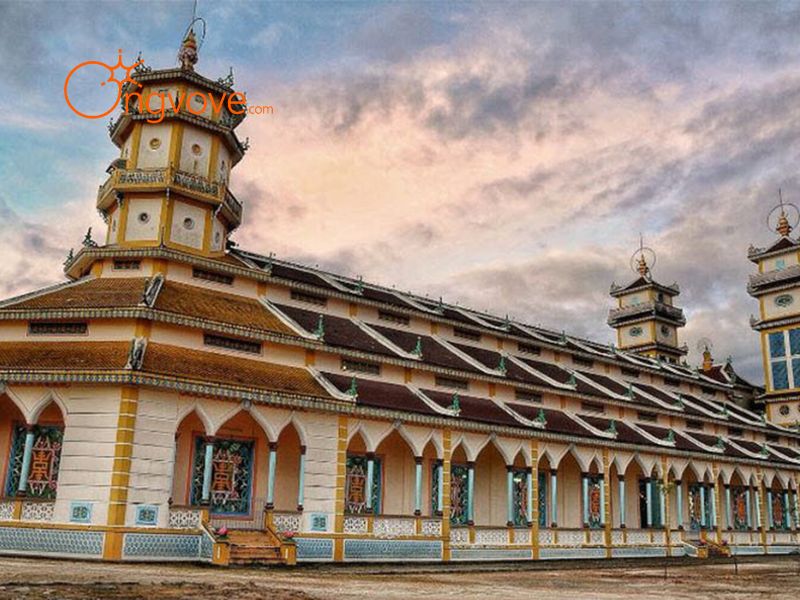 Tự Túc Đến Tòa Thánh Cao Đài Tây Ninh Từ TP.HCM: Các Lựa Chọn & Gợi Ý