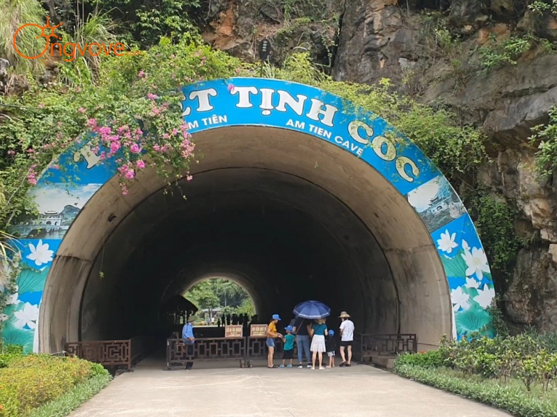 Phong Cảnh Núi Non Ninh Bình Hữu Tình Tại Tuyệt Tịnh Cốc