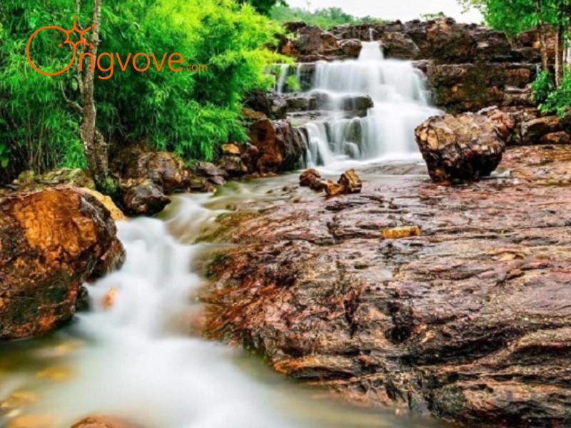 Bãi Đá Trứng Hồ Dầu Tiếng Ở Đâu?