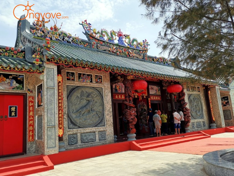 Gợi Ý Tham Quan & Kết Hợp Các Địa Điểm Gần Miếu Bà