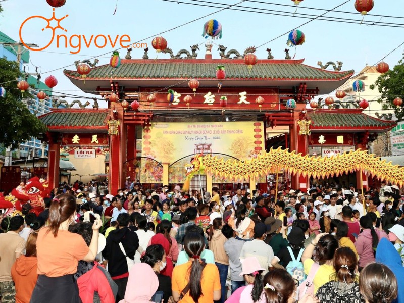 Lễ Hội Chùa Bà Thiên Hậu Bình Dương: Sức Sống Văn Hóa Rằm Tháng Giêng