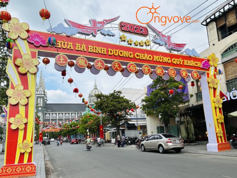 Ong Vò Vẽ Travel – Đơn vị chuyên cung cấp chuyến đi Miếu Bà Thiên Hậu Bình Dương tự túc cho bạn