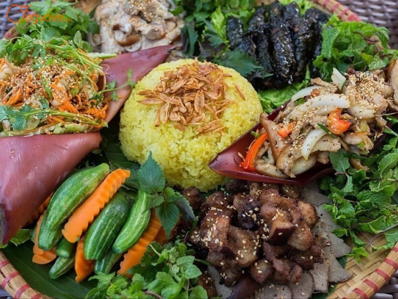 Ẩm Thực Thác Thăng Thiên Hòa Bình: Hương Vị Núi Rừng Độc Đáo