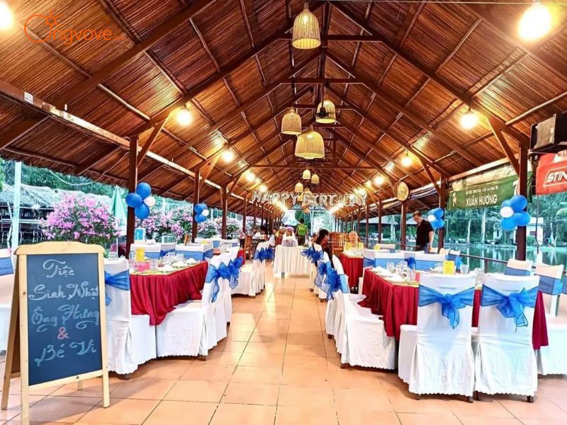 Dịch Vụ Du Lịch Khu Sinh Thái Xuân Hương Từ Ong Vò Vẽ Travel: Trải Nghiệm Hoàn Hảo