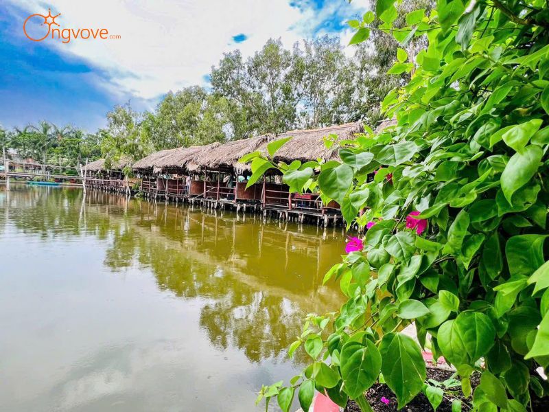 Hướng Dẫn Đường Đi Đến Khu Sinh Thái Xuân Hương: Di Chuyển Dễ Dàng