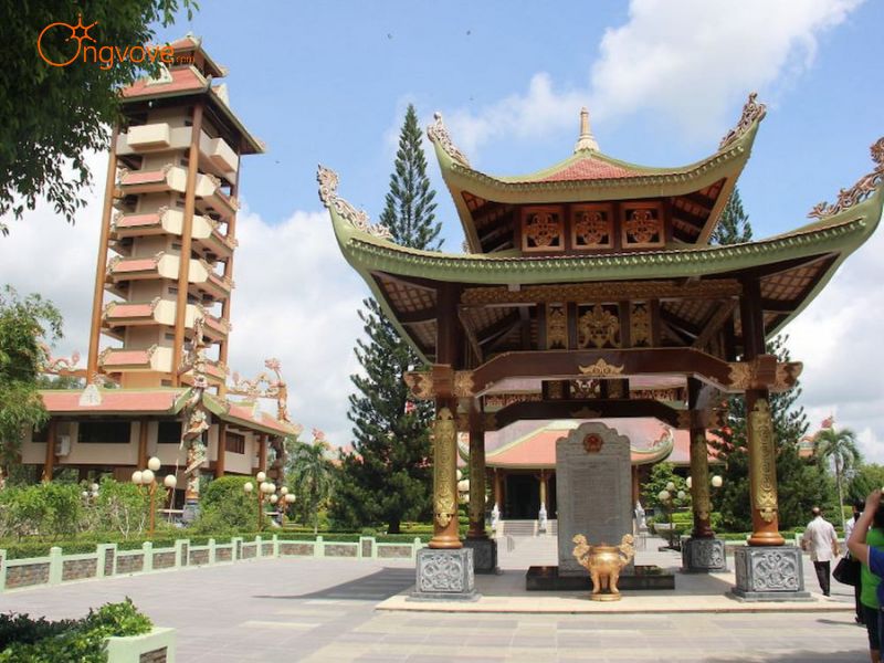 Trải Nghiệm Tour Địa Đạo – Đền Bến Dược Cùng Ong Vò Vẽ Travel