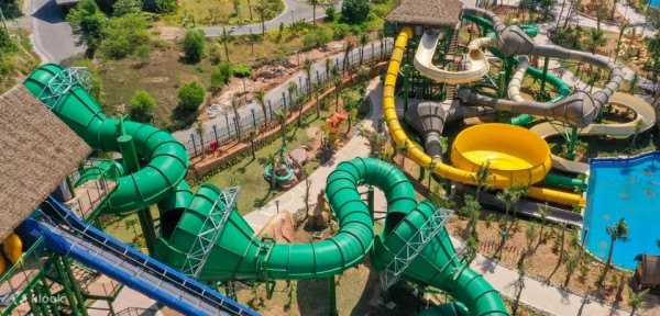 Tour 4 Đảo Phú Quốc Bao Gồm Công Viên Nước Aquatopia và Trải Nghiệm Đi Cáp Treo Vượt Biển