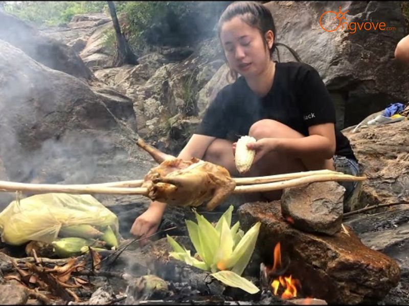 Ẩm Thực Lựng Xanh Quảng Ninh: Hương Vị Núi Rừng Độc Đáo