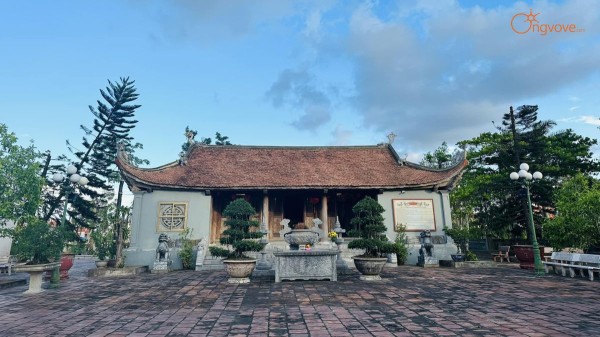 núi Thành Đẳng Quảng Ninh