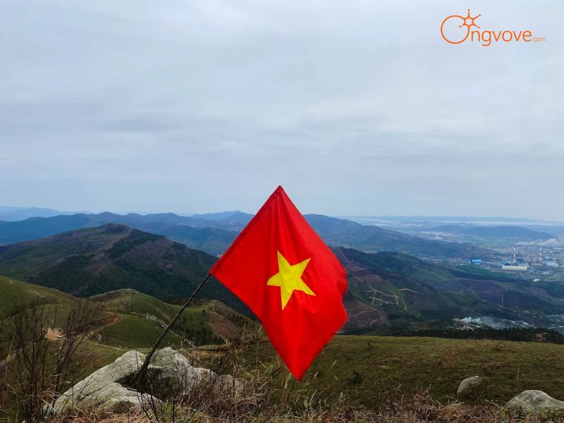 Giới Thiệu Núi Thành Đẳng Quảng Ninh