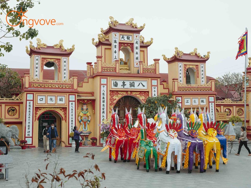 Các Địa Điểm Tham Quan Nổi Tiếng Tại Đền Đồng Bằng Thái Bình: Hành Trình Khám Phá Kiến Trúc Cổ Kính
