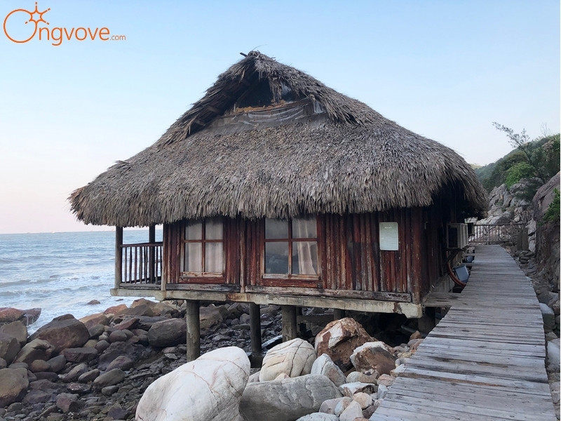 Các Dịch Vụ Lưu Trú Biển Bãi Đông