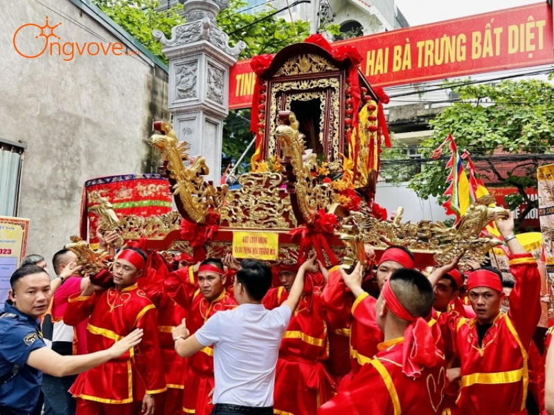 Giá Trị Văn Hóa & Tín Ngưỡng: Nơi Hội Tụ Tâm Linh và Bản Sắc Việt