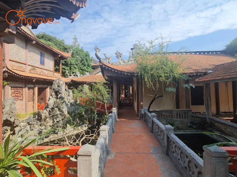 Ong Vò Vẽ Travel Chuyên Cung Cấp Thông Tin Tour, Địa Điểm Du Lịch Tại Chùa Biện Sơn Vĩnh Phúc
