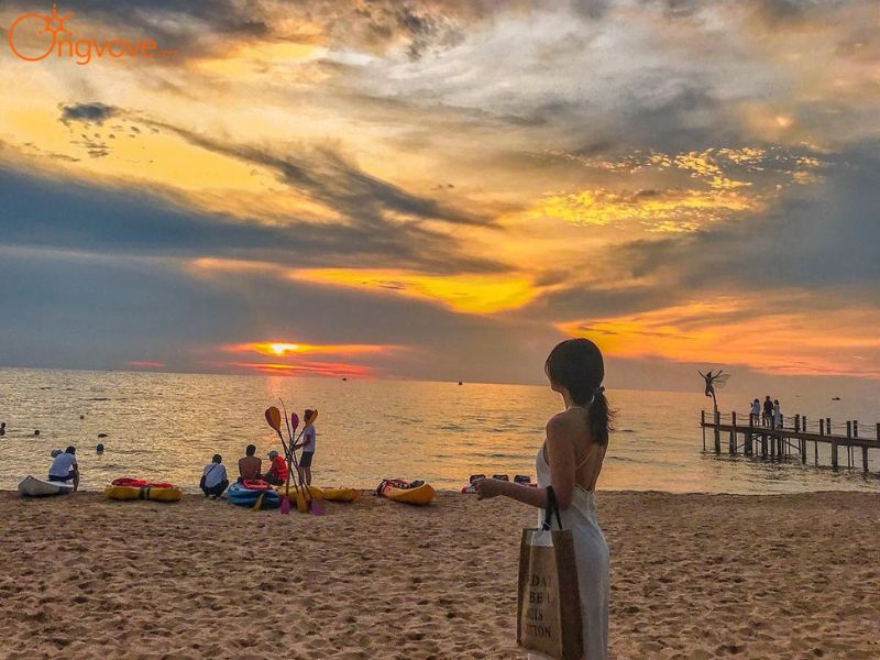 Các Địa Điểm Nổi Bật và Trải Nghiệm Độc Đáo Tại Bãi Trường Phú Quốc