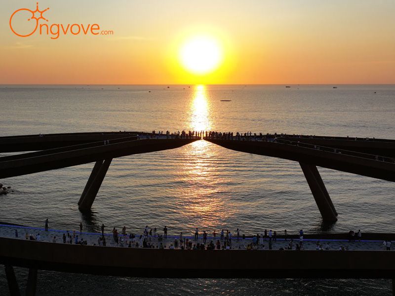 Thời Tiết Lý Tưởng Để Ghé Thăm Cầu Hôn Kiss Bridge Phú Quốc