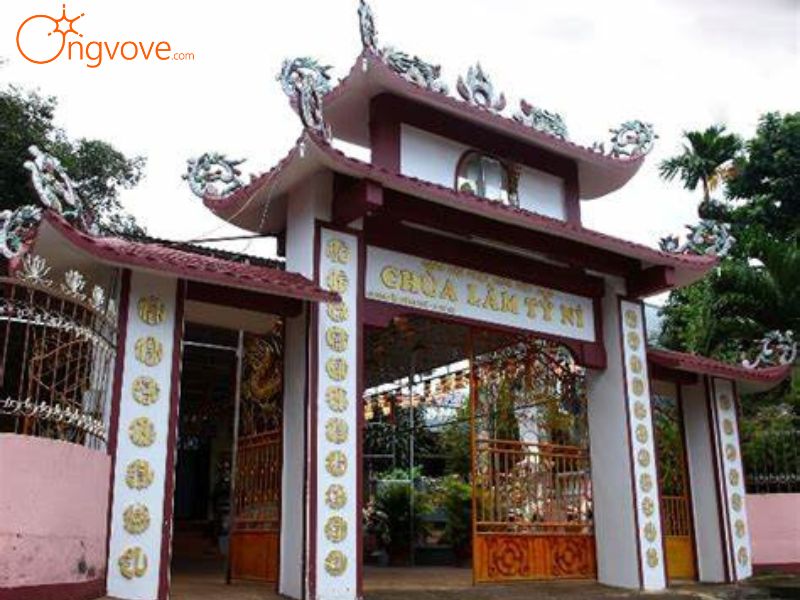 Thời Tiết Khi Tham Quan Chùa Lâm Tỳ Ni Đà Lạt