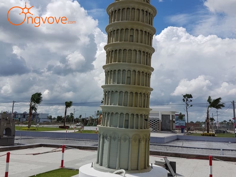 Tháp nghiêng Pisa - Biểu tượng kiến trúc của Italia